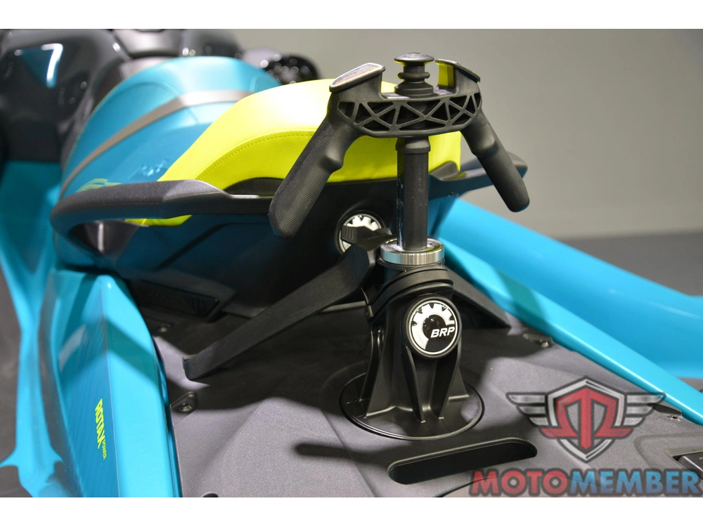 2026 Sea-doo Wake™ Pro 230 alt