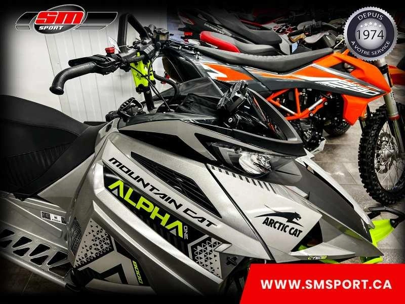 Arctic Cat M8000 2020 alt