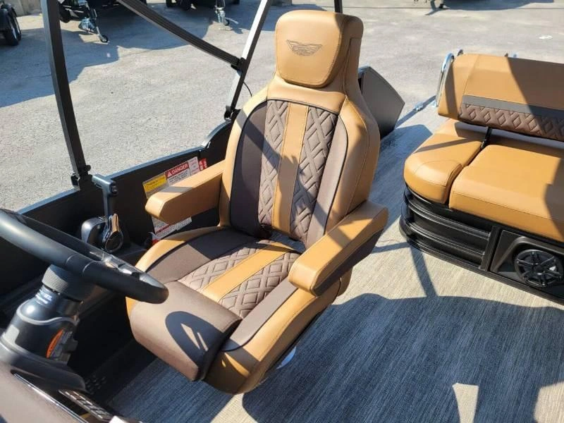 Bennington Marine M22 Swingback 3t/ Yamaha Vf175 2027 alt