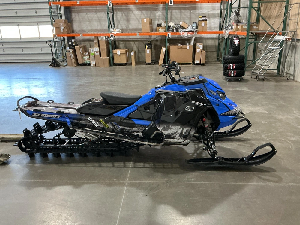 2026 Ski-doo Summit Exp 850t S 154 alt