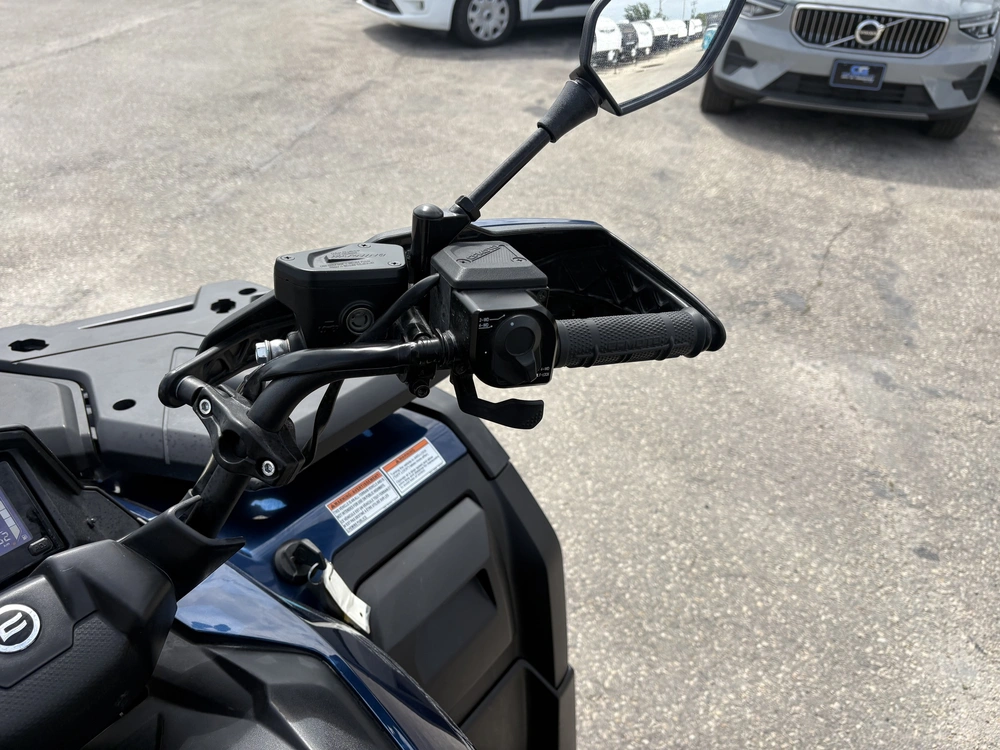 2025 Cfmoto Cforce 600 Touring alt