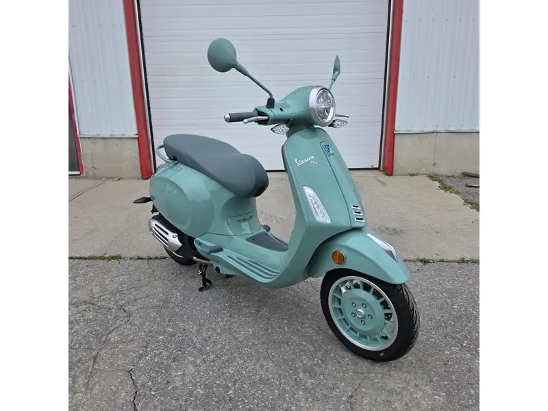 Vespa Primavera 150 80th Anniversary 2027