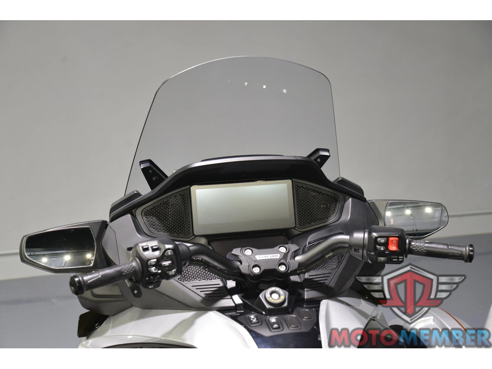 2025 Can-am Spyder Rt Rotax 1330 Ace alt