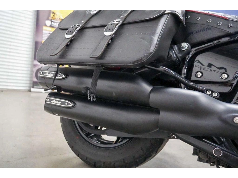 Indian Motorcycle Chief Bobber Dark Horse 2022 alt