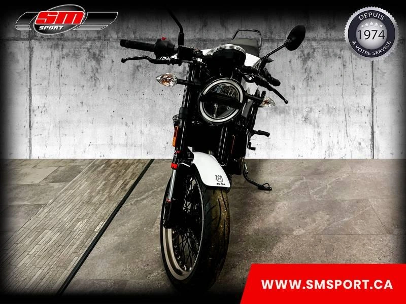 Husqvarna Vitpilen 401 2023 alt