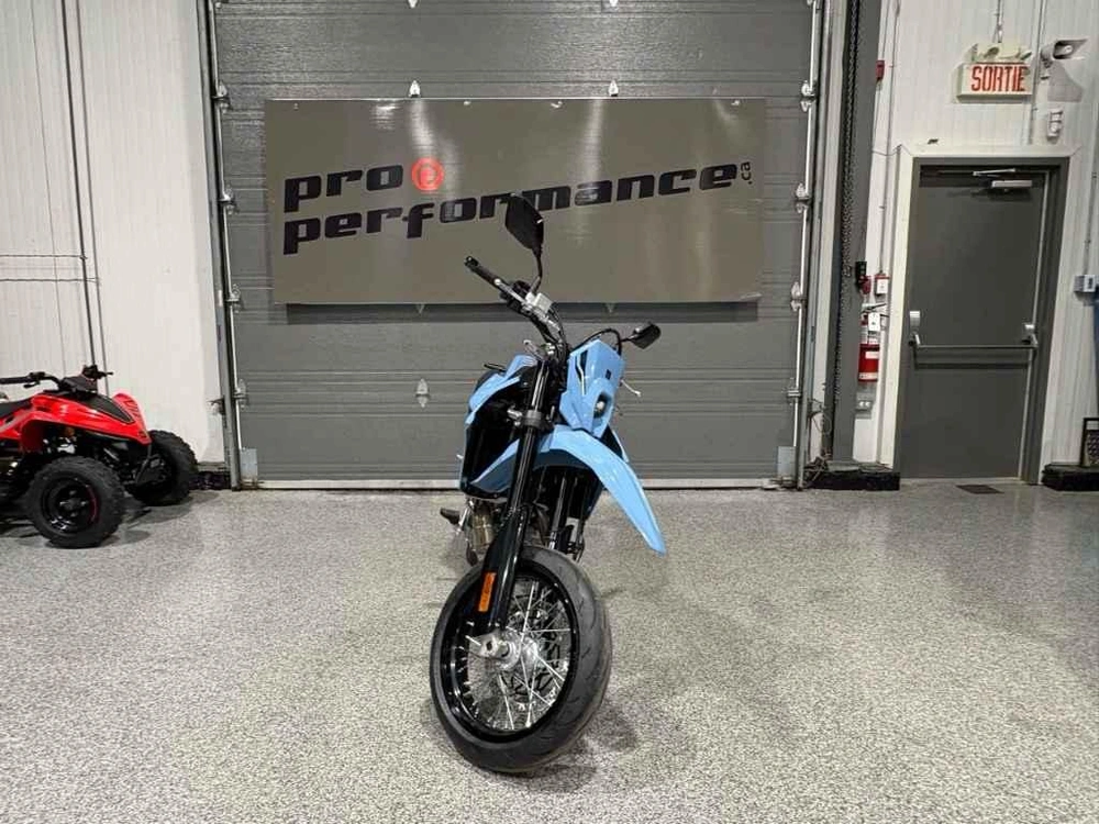 Suzuki Dr-z4sm 2025 alt