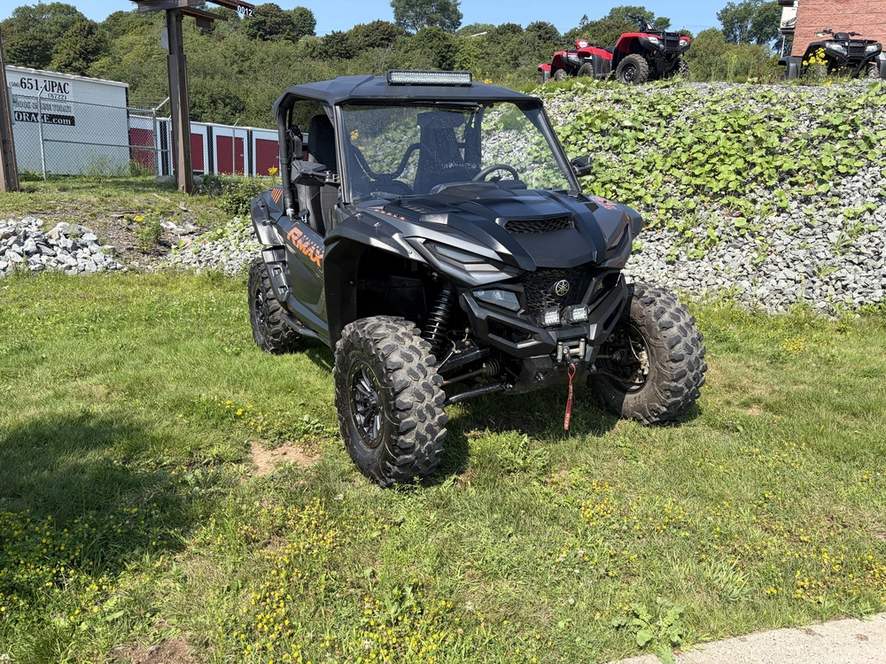 2022 Yamaha Rmax 2 Se alt