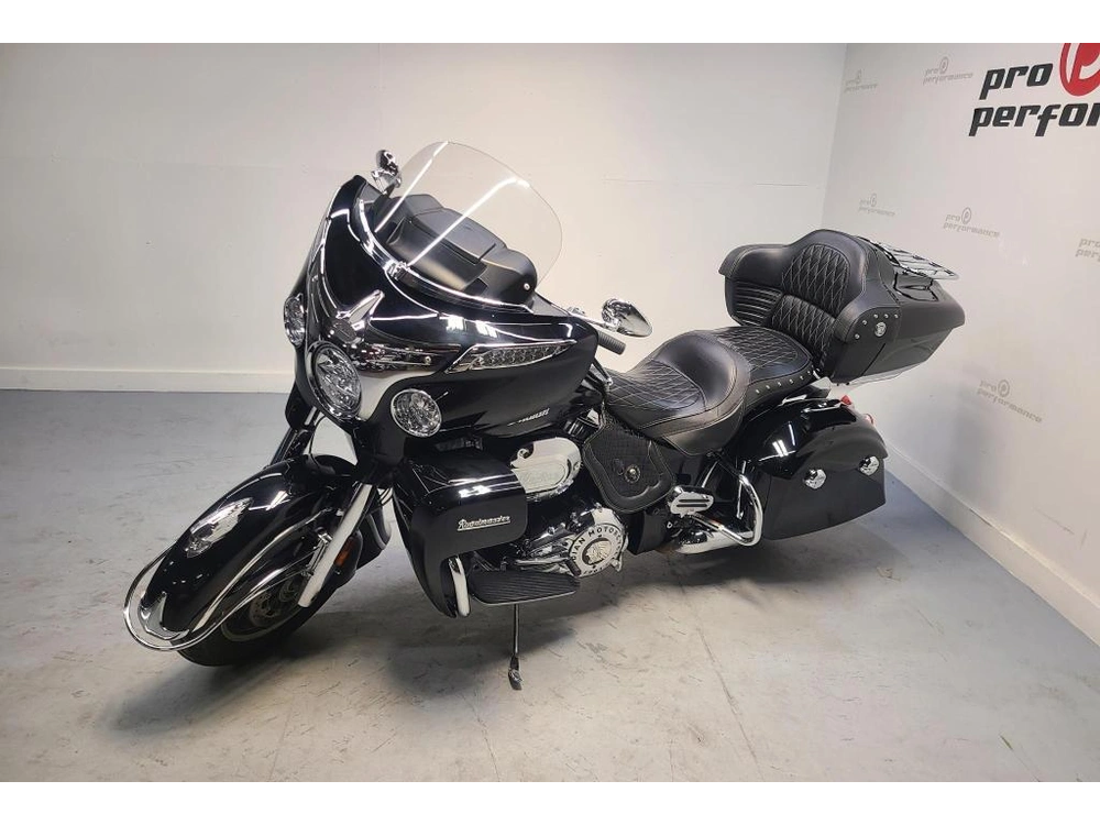 Indian Motorcycle Roadmaster 2018 alt