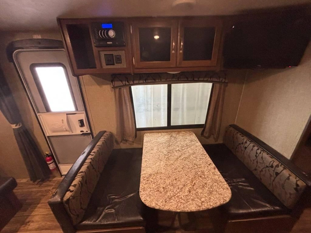 Keystone Rv Passport Ultra Lite 238ml 2017 alt