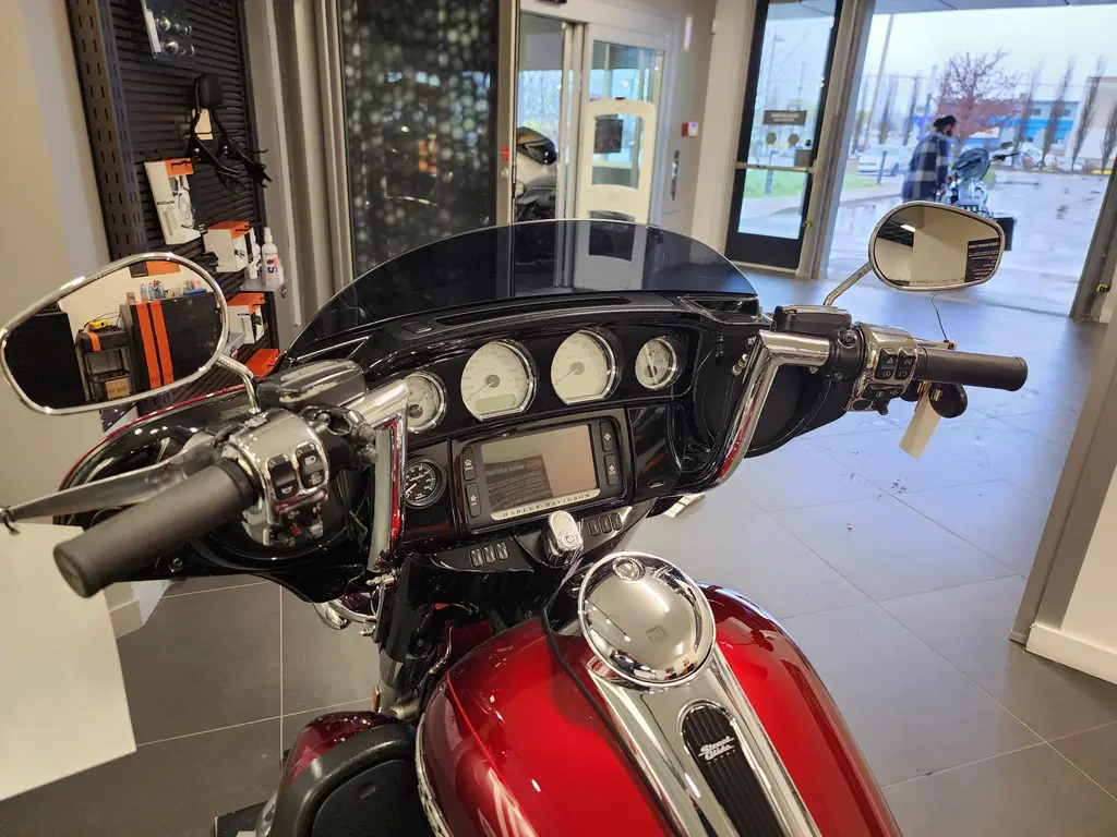 Harley-Davidson FLHXS Street Glide SpecialFLHXS 2016