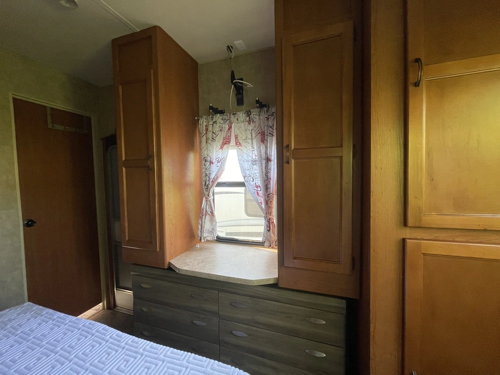 Forest River Cherokee 39 2013 alt