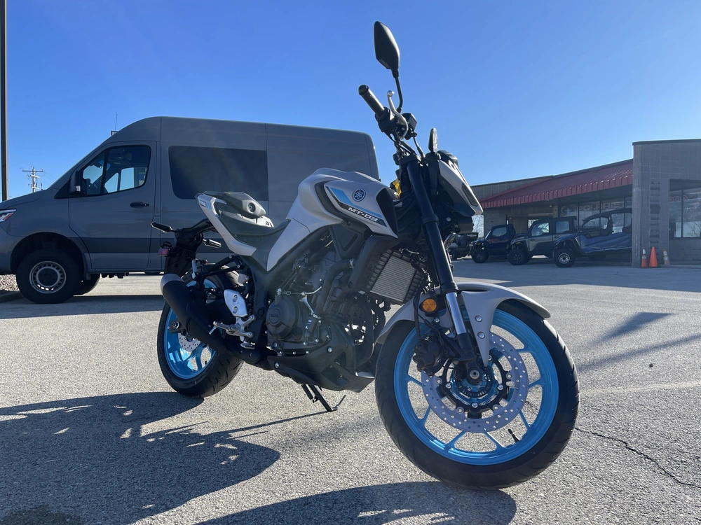 2026 Yamaha Mt-03 alt