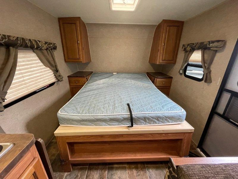 Forest River Rockwood Mini Lite 2306bh 2015 alt