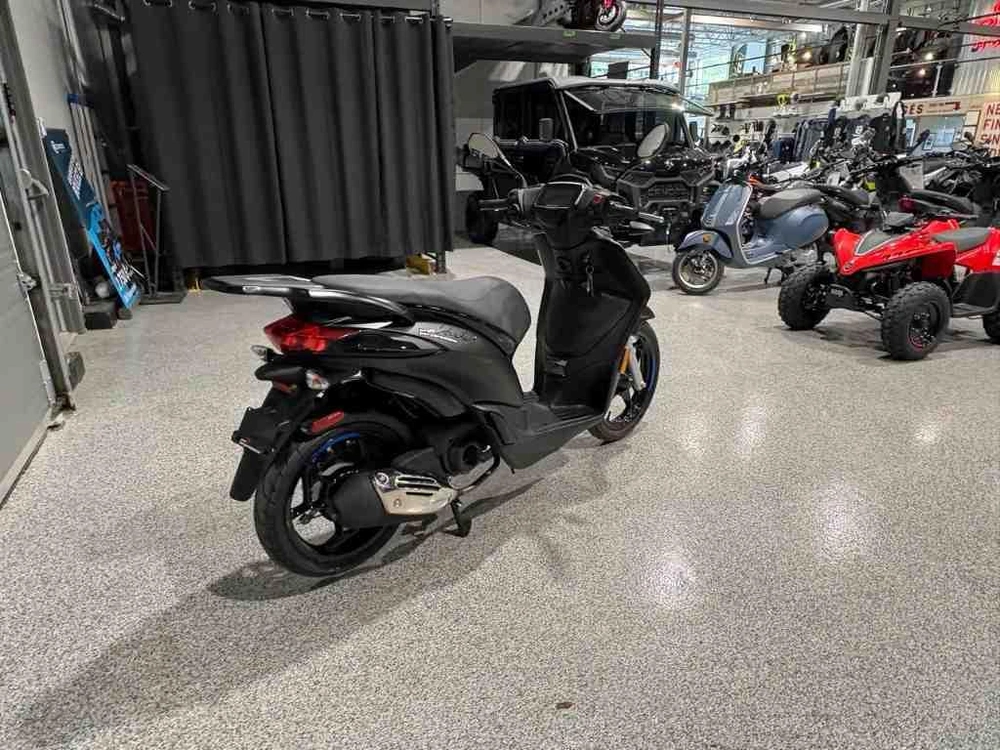 Piaggio Liberty 50 S 2026 alt