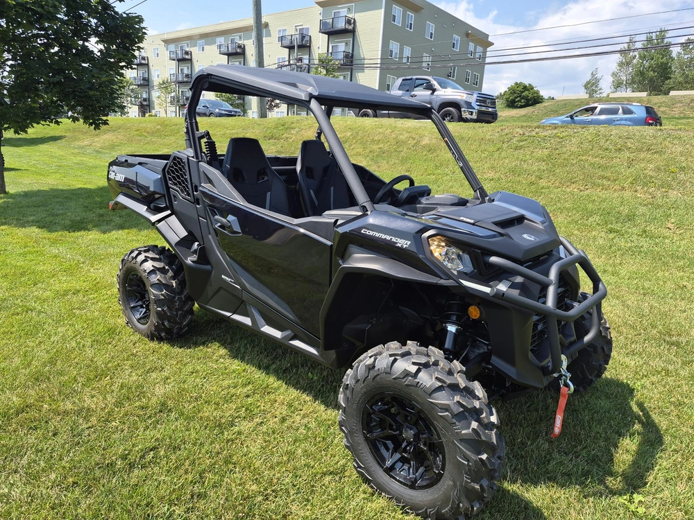 2026 Can-am Commander Xt 700 alt