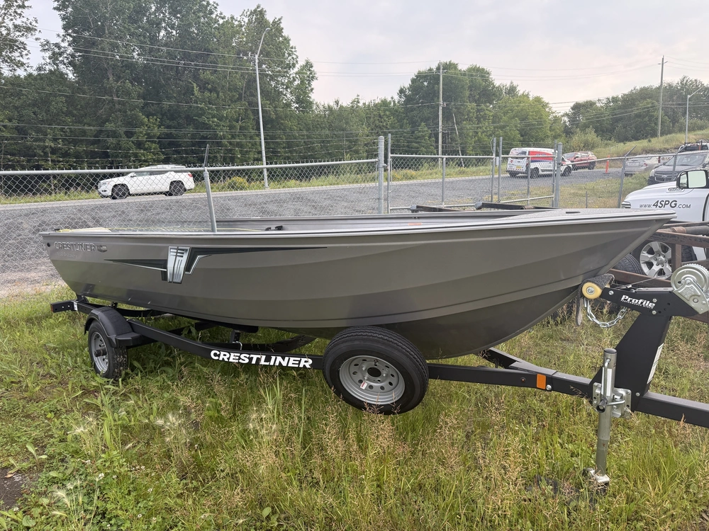 2026 Crestliner 1650 Discovery T alt