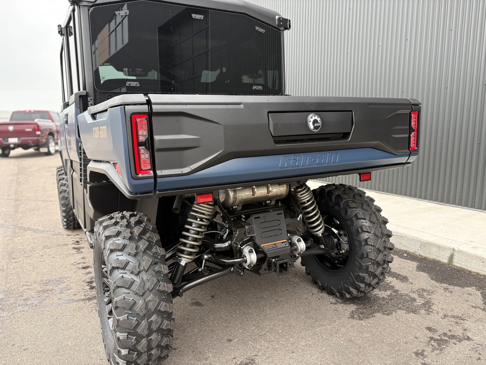 2026 Can-am Ssv Def Max Ltd 65 Hd11 Be Hb 26 alt