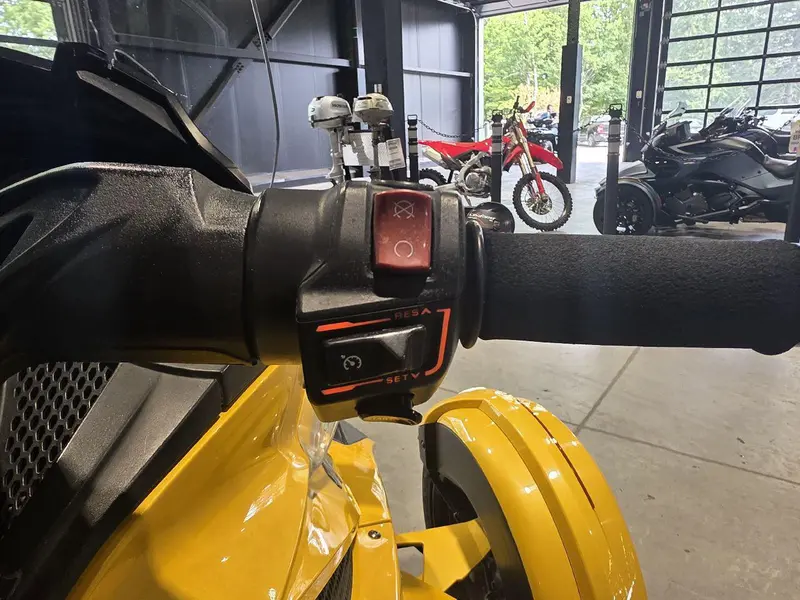 Can-Am SPYDER ST-S 2013