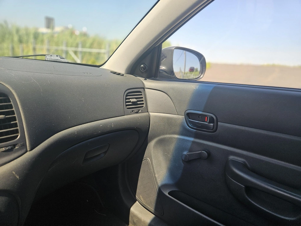 Hyundai Accent 2011 alt