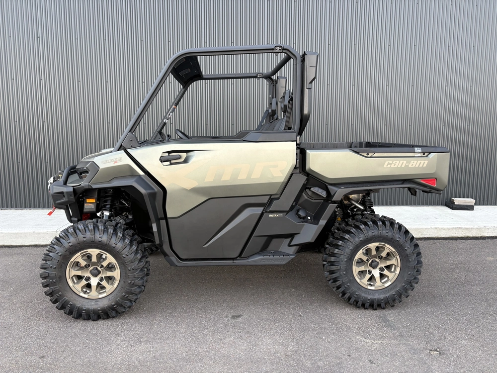 2026 Can-am Defender X Mr Hd11 With Half Doors 8yta alt