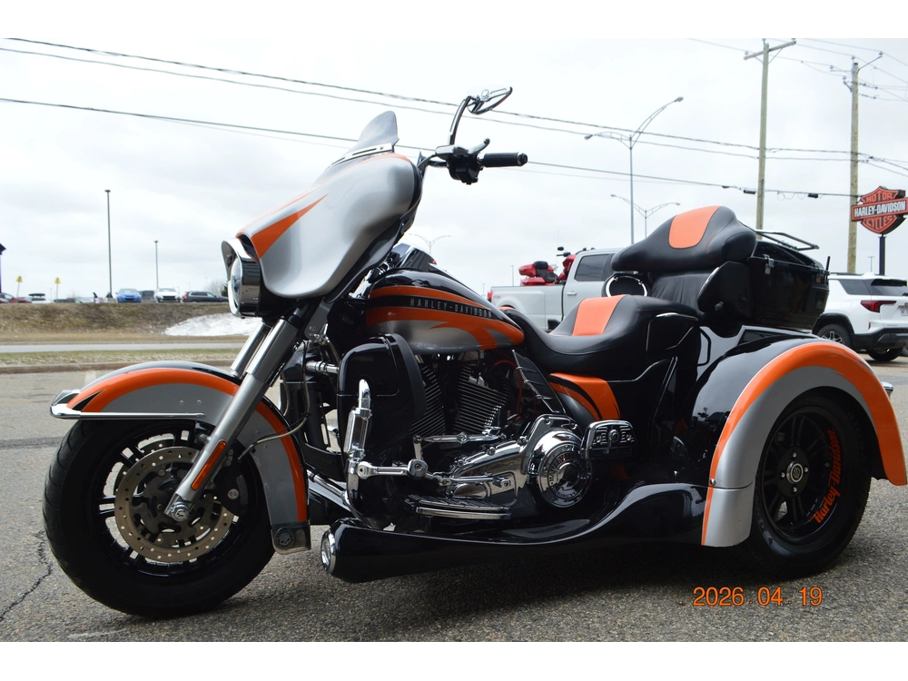 2013 Harley-davidson Flhtcutg alt