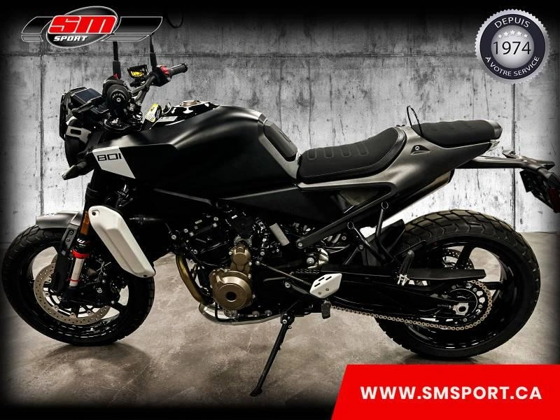 Husqvarna Svartpilen 801 2024 alt