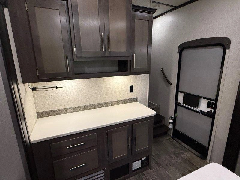 2020 Crossroads Cruiser 29si alt