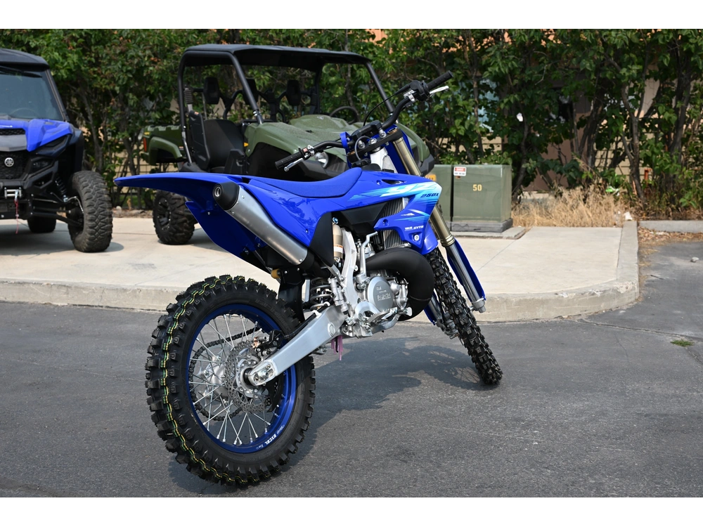 2027 Yamaha Yz250x alt