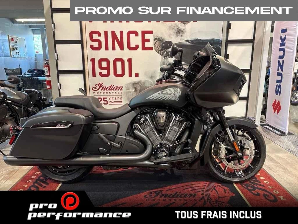 Indian Motorcycle Challenger Dark Horse + 112 & Audio Package 2026 alt