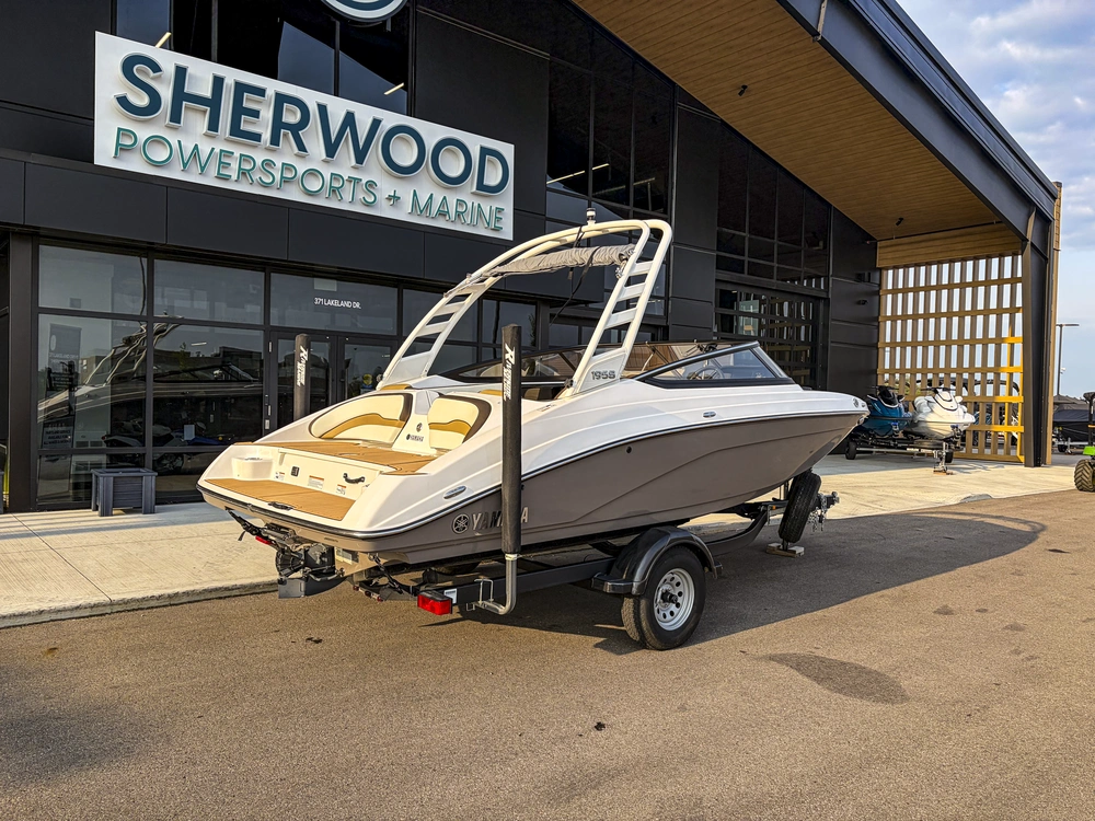2023 Yamaha Ar195s alt