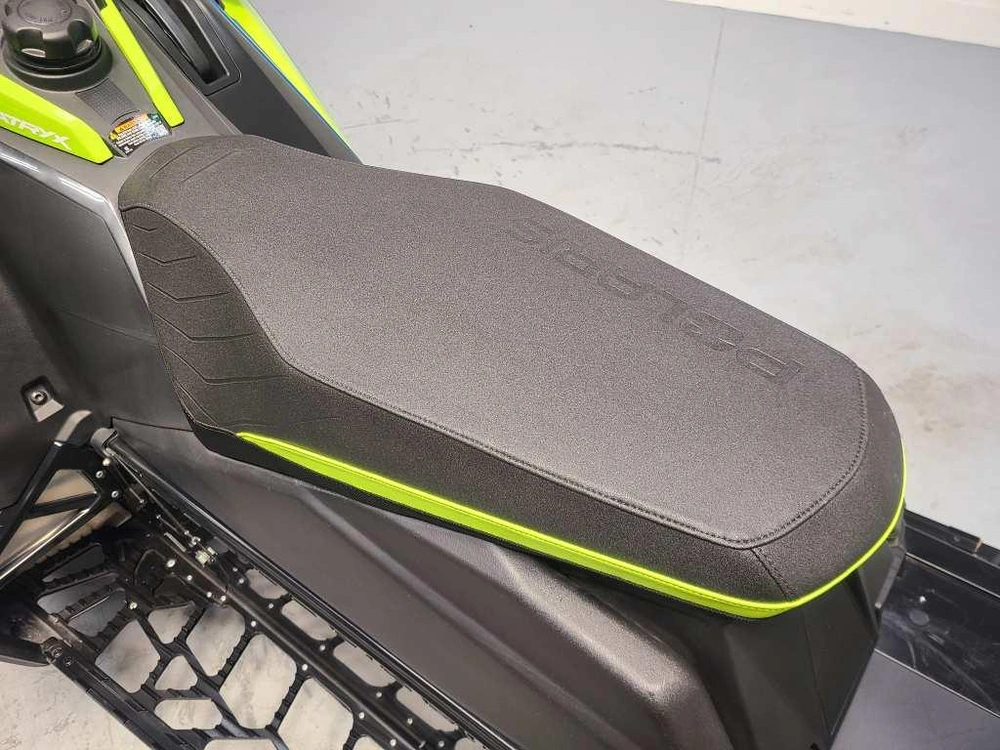 Polaris 850 Indy Vr1 Dynmx 137 2026 alt