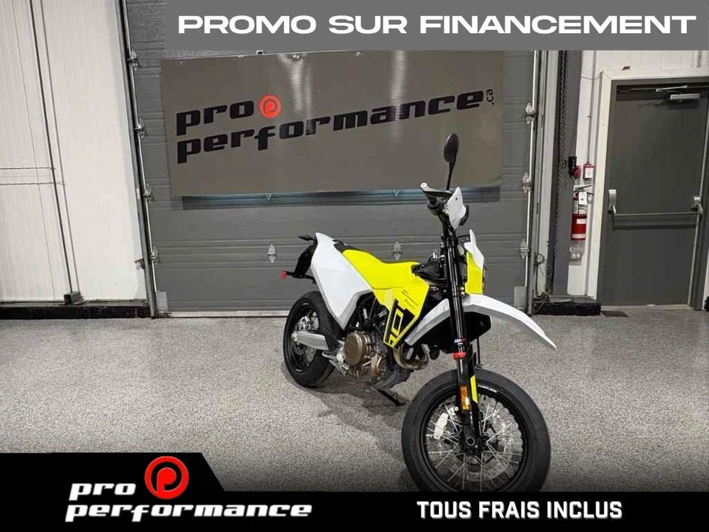 Husqvarna 701 Supermoto 2026 alt