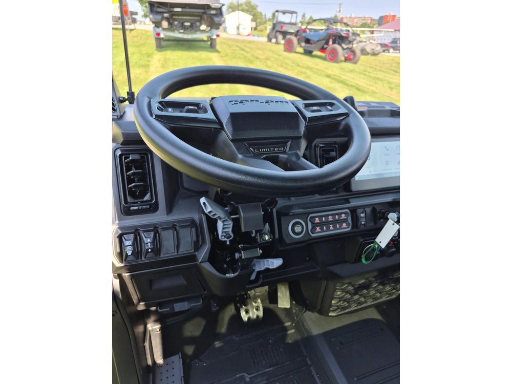 2026 Can-am Defender Limited Cab Hd11 alt