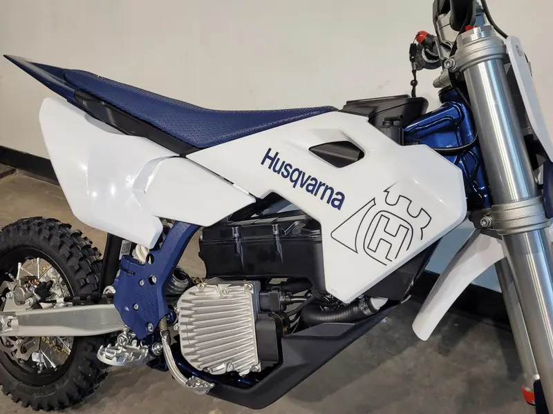 HUSQVARNA EE 5 *À partir de 3.99% 2027
