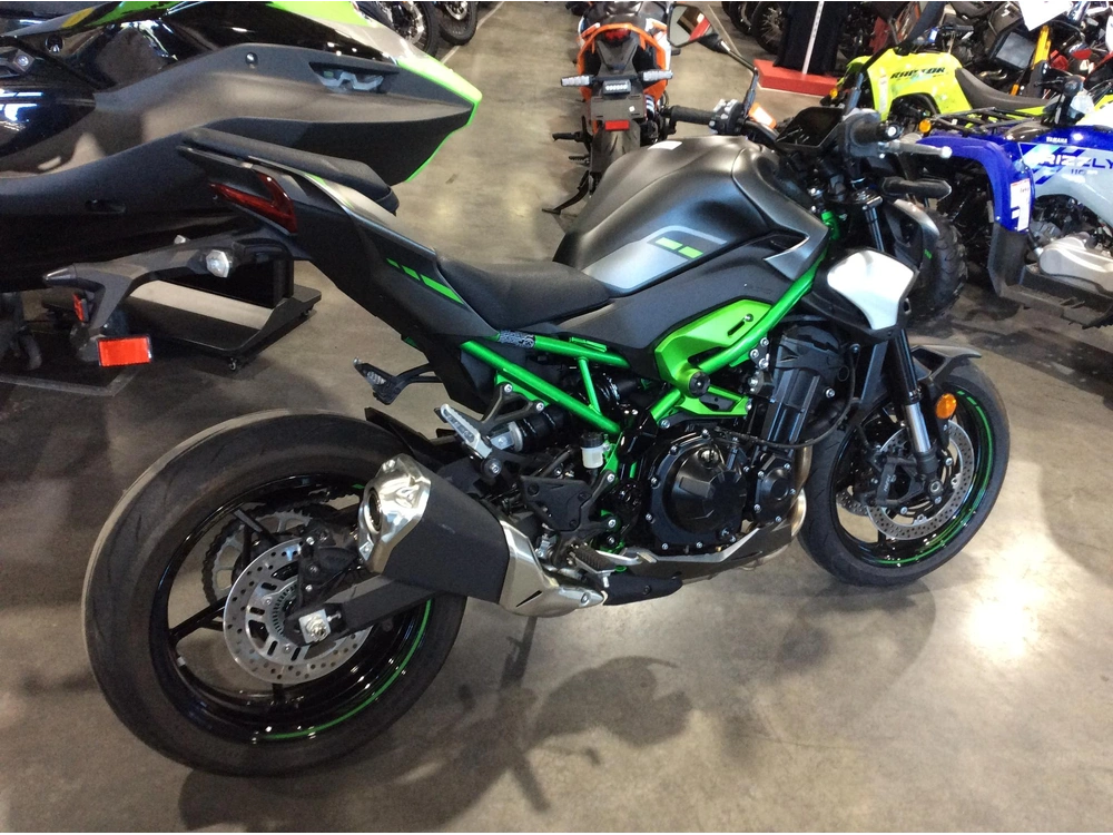 Kawasaki Z900 Abs Zr900ssfan 2025 alt