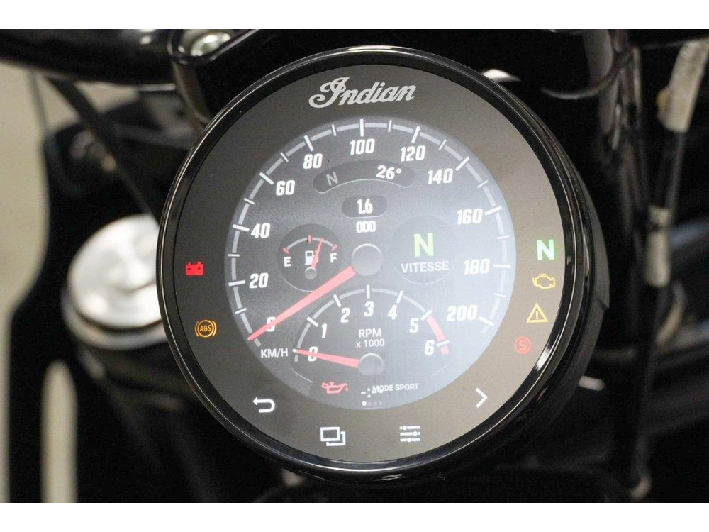 2025 Indian Motorcycle Sport Chief Rt alt