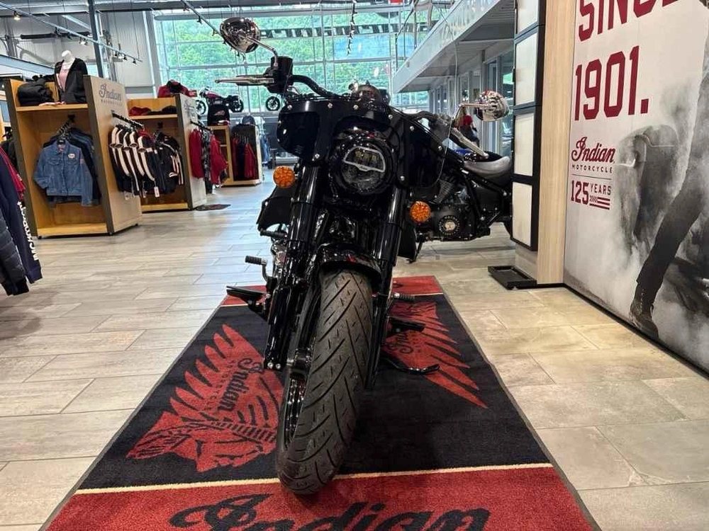 2026 Indian Motorcycle Indian Super Chief Limited alt