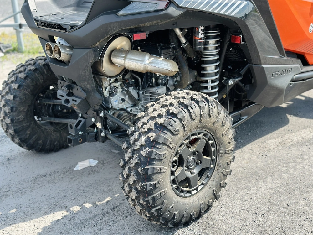 2026 Cfmoto Zforce Z10 Orange alt