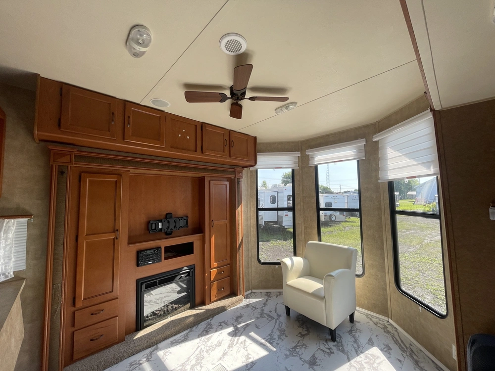 Forest River Cherokee 39 2013 alt