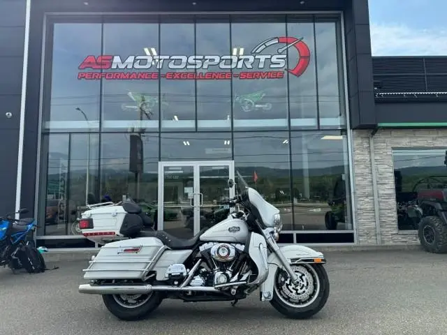 Harley-Davidson ULTRA CLASSIC FLHTCU 1584cc 2008