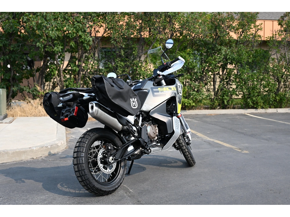 2027 Husqvarna Norden 901 alt