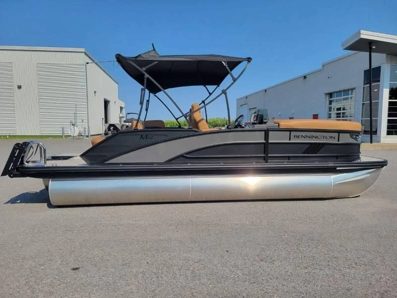 Bennington Marine M22 Swingback 3t/ Yamaha Vf175 2027 alt