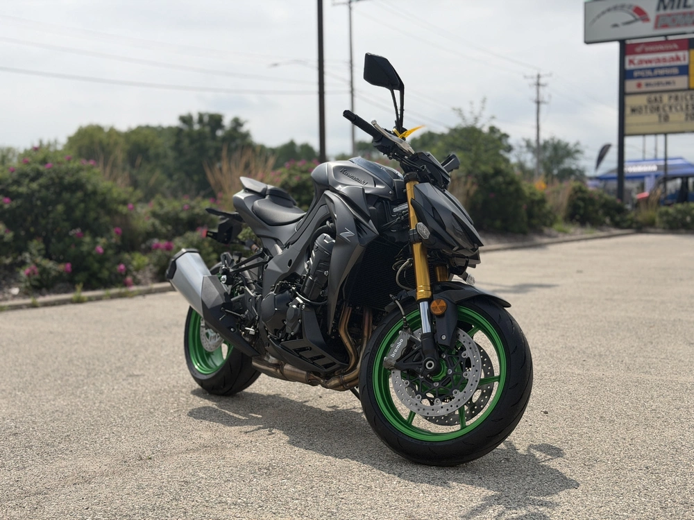 2026 Kawasaki Z1100 Se Abs alt