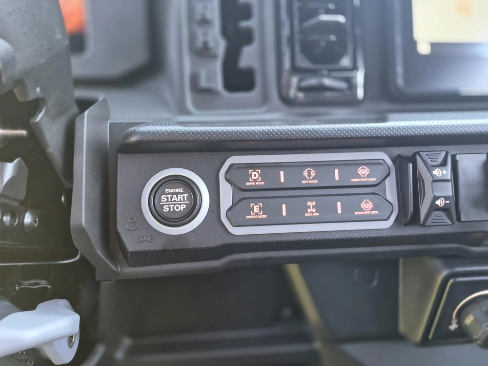 2026 Can-am Defender Max Lonestar Cab Hd11 alt