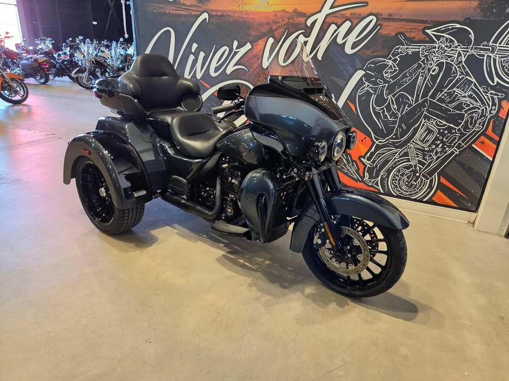 Harley-davidson Tri Glide Ultra Flhtcutg 2025 alt