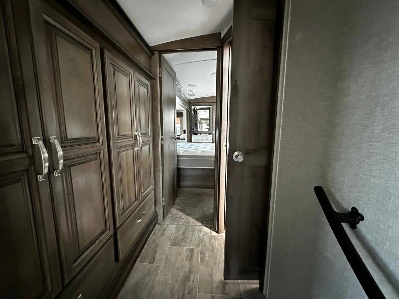 Keystone Rv Montana 3720rl 2019 alt