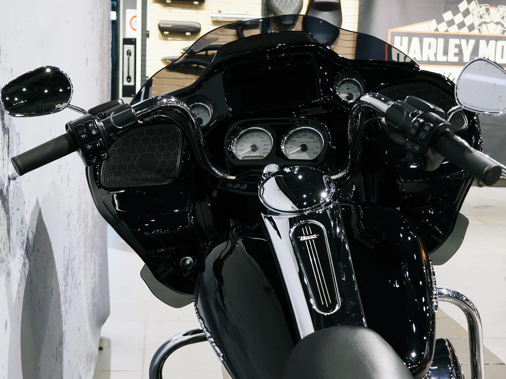 Harley-davidson Road Glide Fltrx 2019 alt