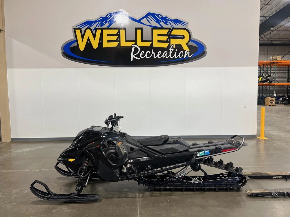 2023 Ski-Doo SUMMIT EXPERT TURBO 165" w/ 10.25"