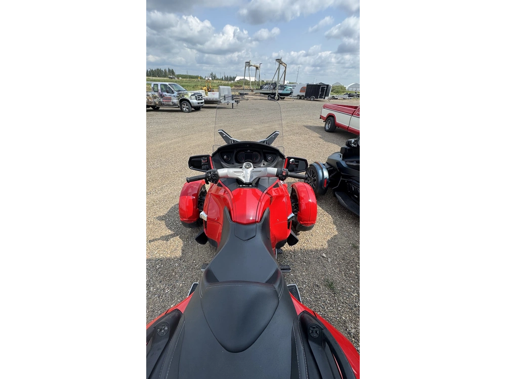 2012 Can-am Spyder Rt-s alt