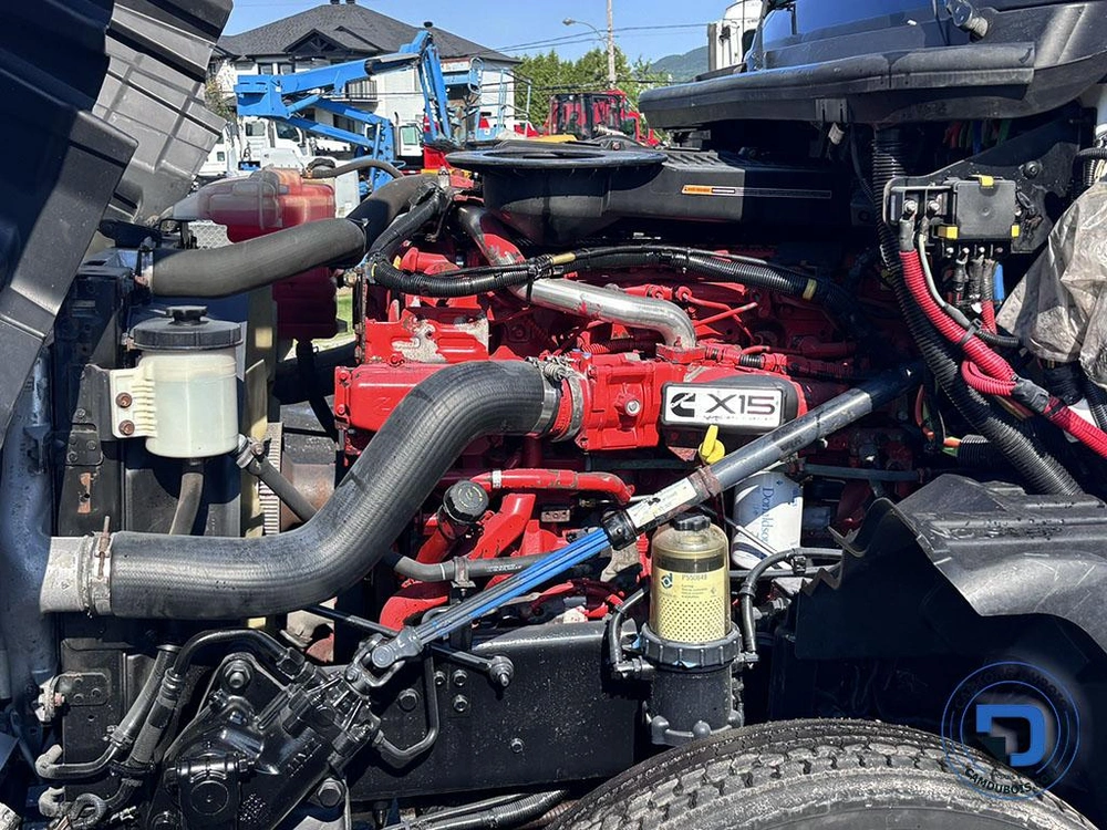 2018 International Lt625 alt